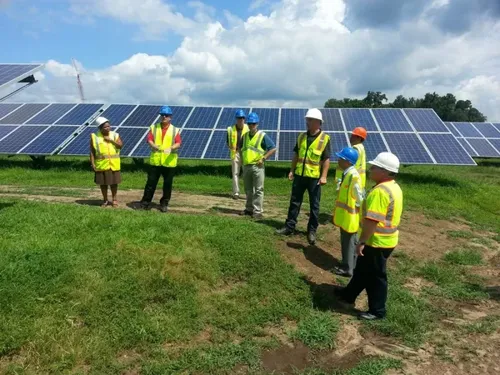 JIREH Workforce Solutions solar training program builds careers on Chicago’s Near West Side