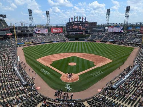 Chicago Communities Push Back Against Proposed White Sox Stadium Move to South Loop