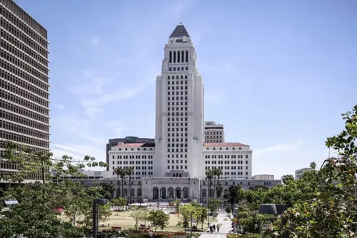 Los Angeles City Council Approves $466.6 Million Measure ULA Housing Package as Metro Orders 220 Electric Buses
