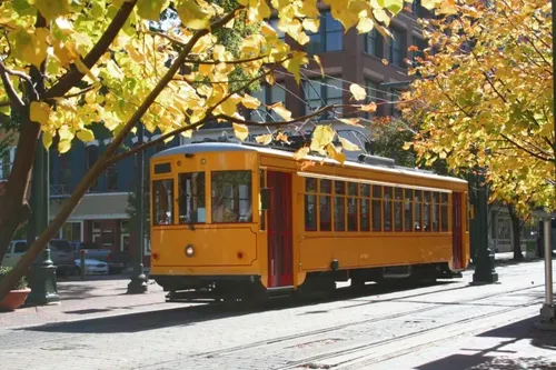 MATA Contracts 32 Clean-Diesel AXESS Buses as Memphis Sets December 15 Return for Main Street Trolleys