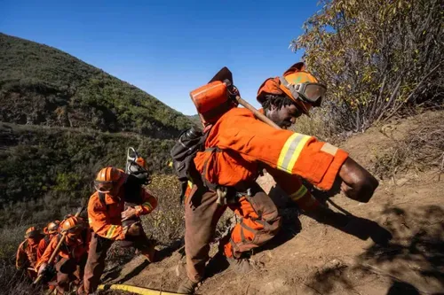 Fire Crews Contain Malibu Bryson Fire as Governor Newsom Proclaims Emergency and L.A. County Issues Cychlorphine Alert